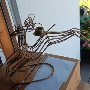 VINTAGE DEPT 56  GOLD METAL REINDEER CANDLEHOLDER. ONLY ONE.